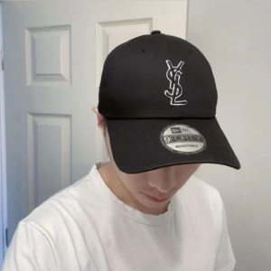 Saint Laurent NEW ERA コラボ YSL モノグラム CAP 帽子YCL361000