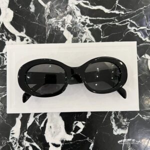 セリーヌトリオンフ０１ロゴ入りサングラスce017390