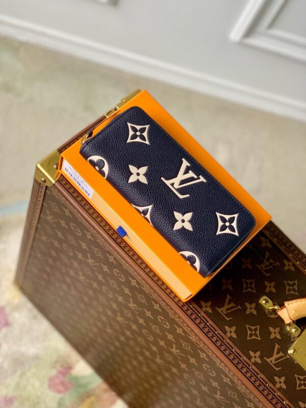 M83594【エレガントなバイカラー】LOUIS VUITTON★Clemence 長財布 - 画像 (4)