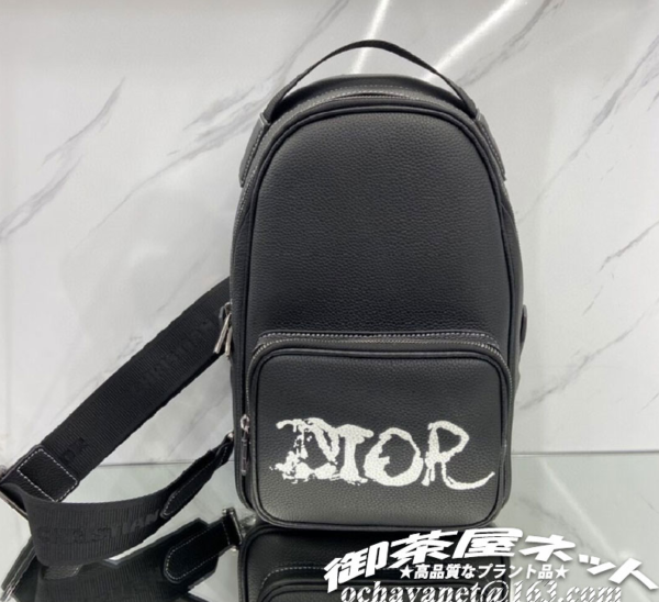 手元にあり在庫処分！ DIOR x PETER DOIGスリングバッグdr118718