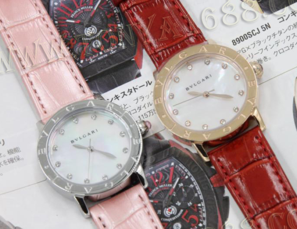 ブルガリ・ブルガリ, レデイース、ダイヤ付きクォーツムーブメント搭載 ！bw1232