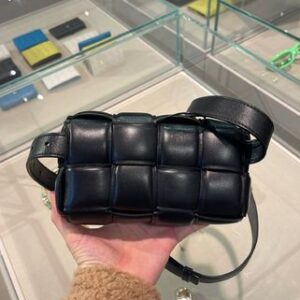 BOTTEGA VENETA ショルダーバック 2WAY 送料込み♪710075