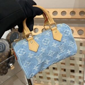 M11212【乙女心をキャッチ☆】ルイヴィトン ショルダーバッグ デニム