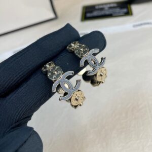 CHANELカウジンブルーダブルCリングイヤリングcc01754