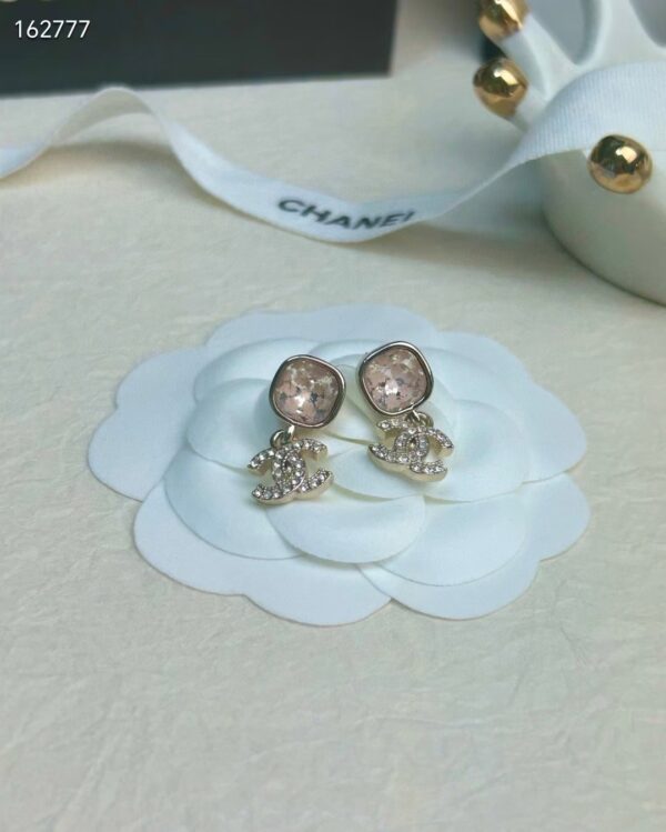 CHANEL新作方形ピンク四葉草ダブルCCイヤリングcc01823 - 画像 (4)