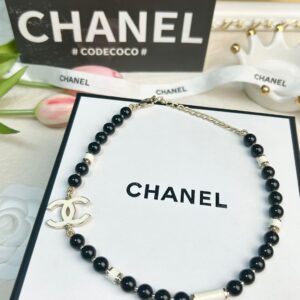 CHANELホワイトエナメルダブルCネックレスcc01831