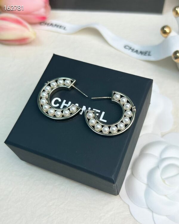 CHANEL新半円パールイヤリングcc01843 - 画像 (5)