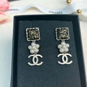 CHANEL新四角琥珀花雙c中長イヤリングcc01857
