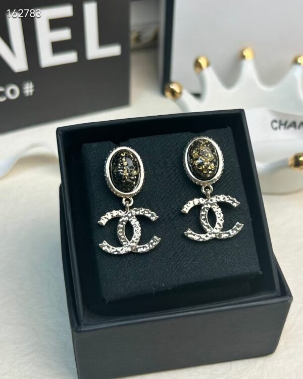 CHANEL新ブラック楕円ラバーダブルCイヤリングcc01902