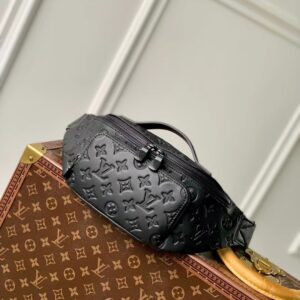 M47058【クールなデザイン♪】Louis Vuitton バムバッグ